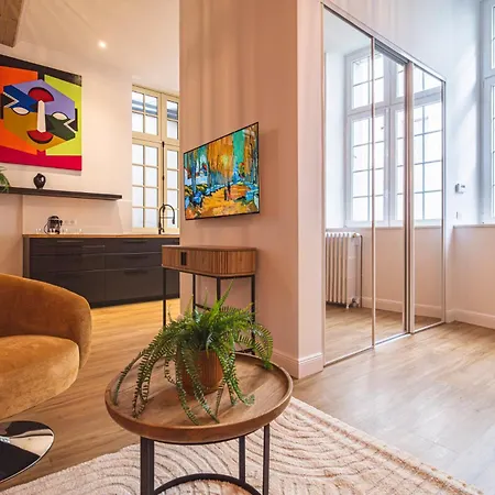 Mm Loft Cathedrale Реймс